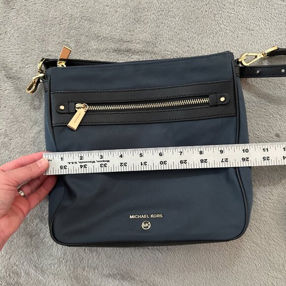 Michael Kors Jet Set Nylon Crossbody Purse Bag Navy Blue - Picture 3 of 8